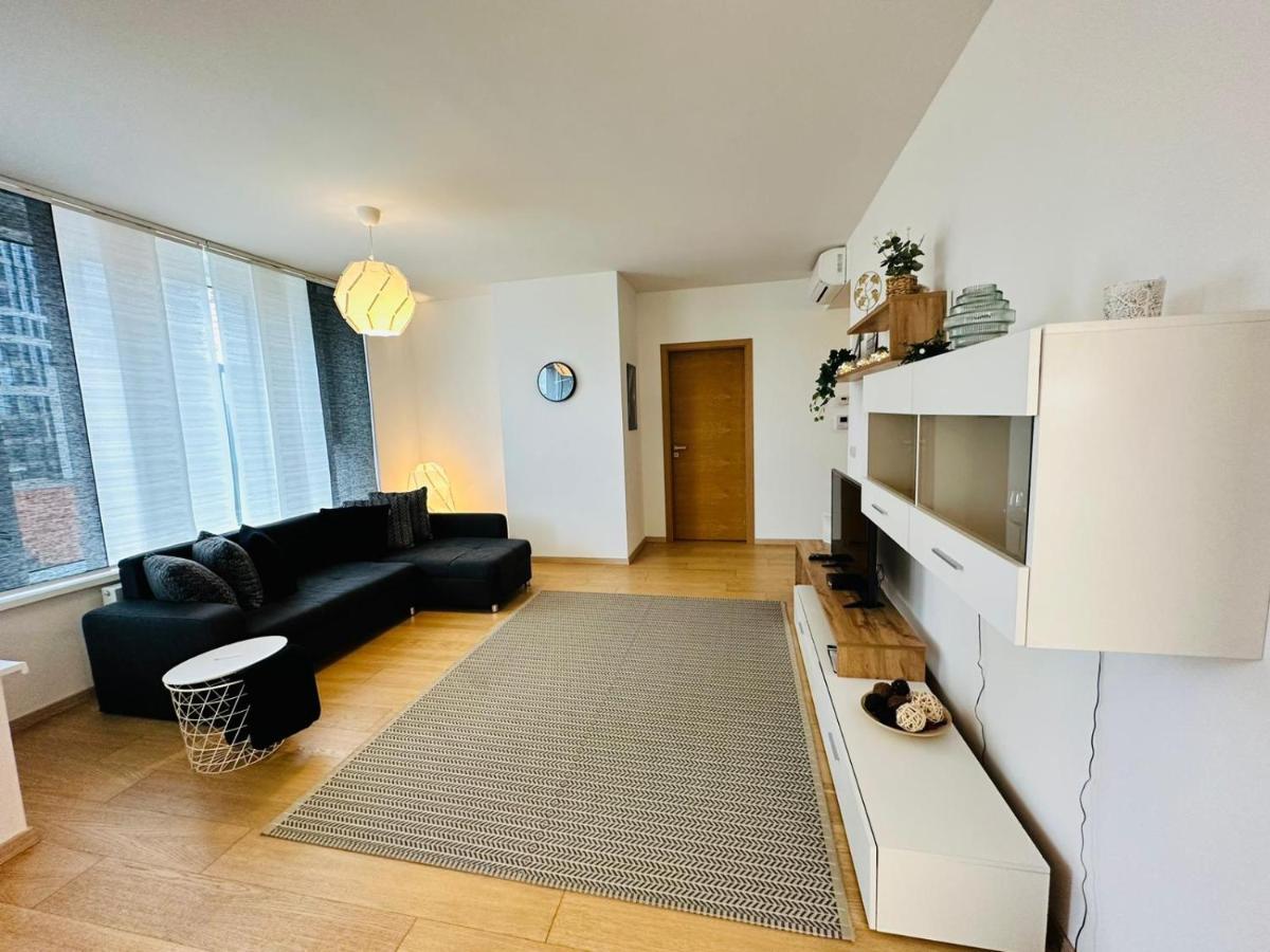 Apartments05 In New Building With Free Parking Panorama City - Amazing View Close To Old Town Bratislava Buitenkant foto