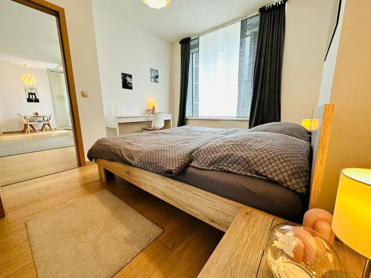 Apartments05 In New Building With Free Parking Panorama City - Amazing View Close To Old Town Bratislava Buitenkant foto