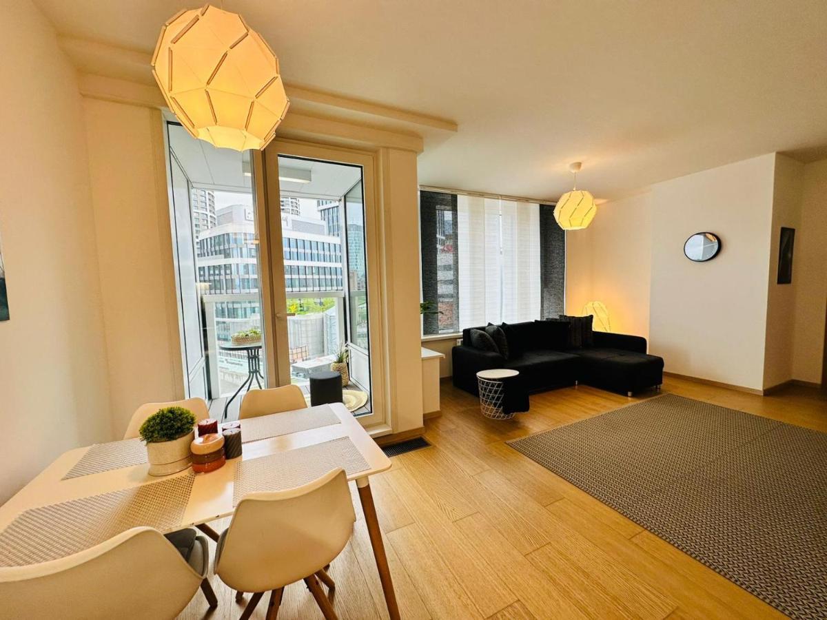 Apartments05 In New Building With Free Parking Panorama City - Amazing View Close To Old Town Bratislava Buitenkant foto